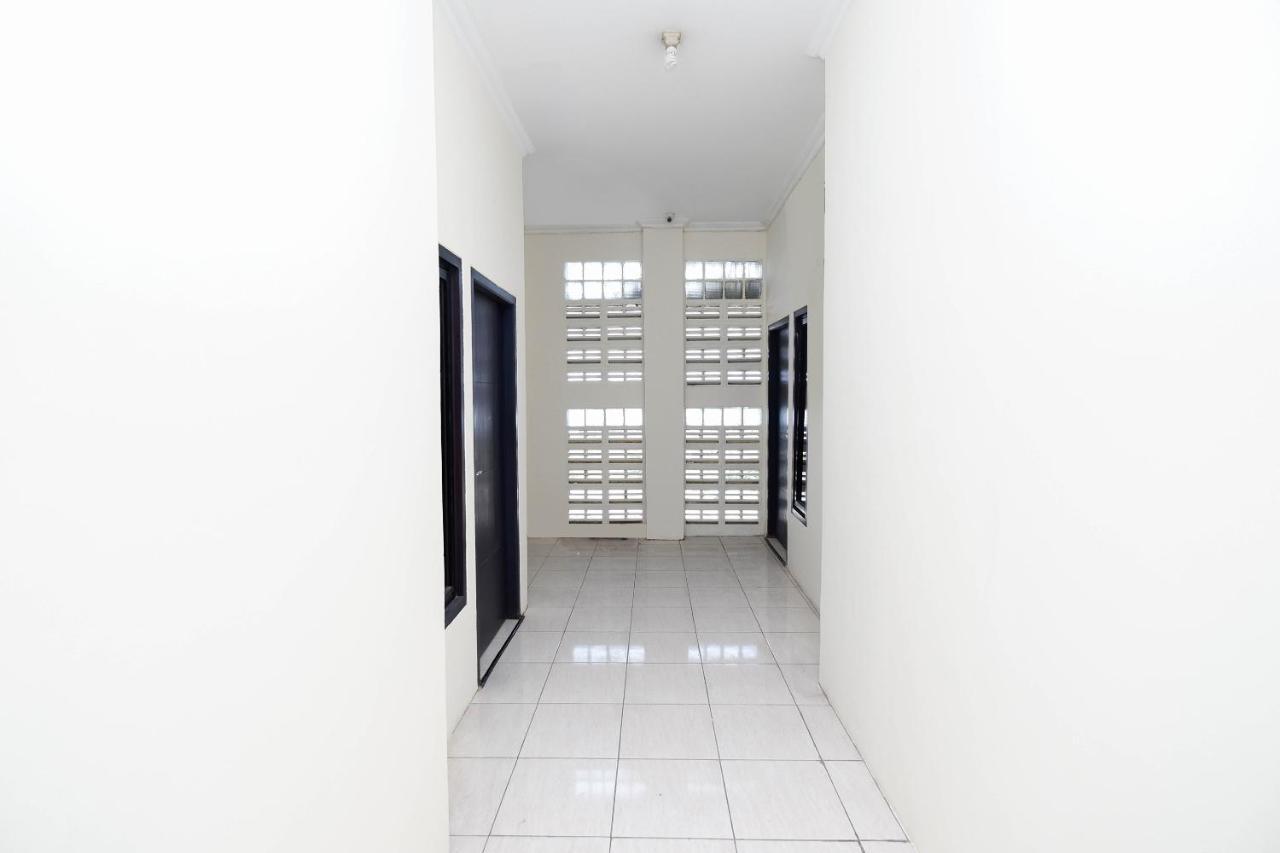 Super Oyo 1620 Sion Family Residence Grobogan Exterior foto